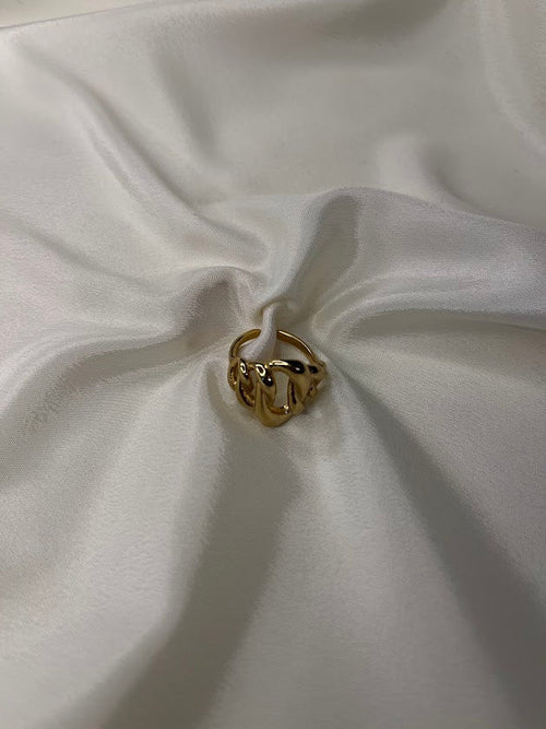 Amara ring