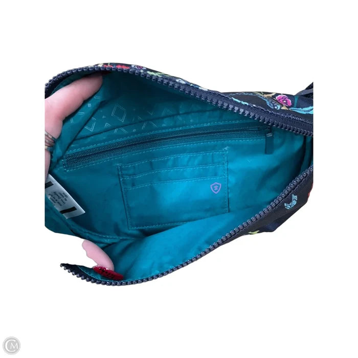 Belt Bag By Vera Bradley, Size: Medium