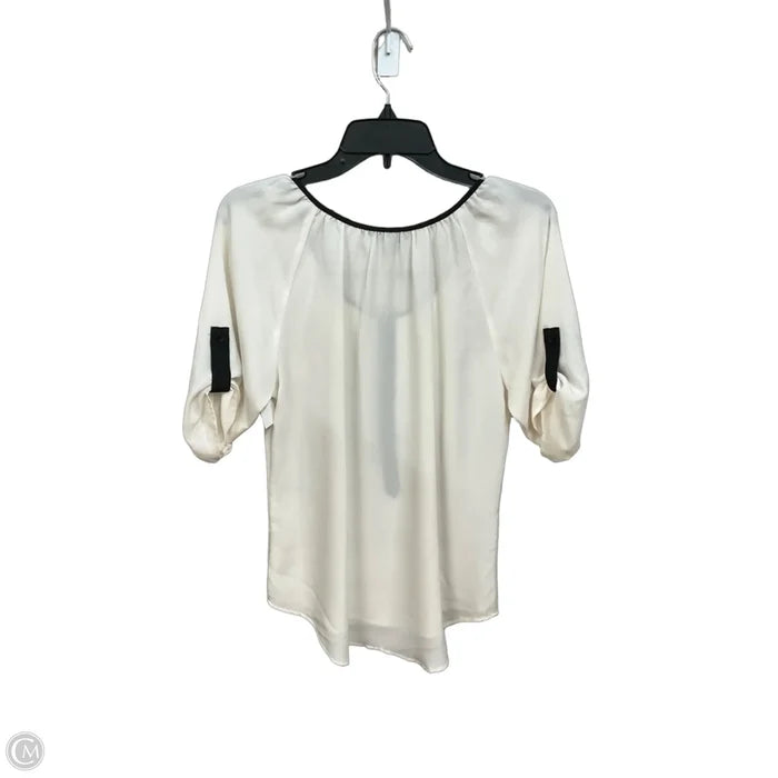 Blouse 3/4 Sleeve By Express In White, Size: S