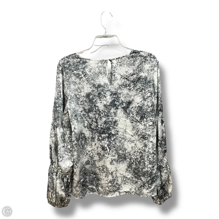 Blouse Long Sleeve By Vince Camuto In Grey & White, Size: M