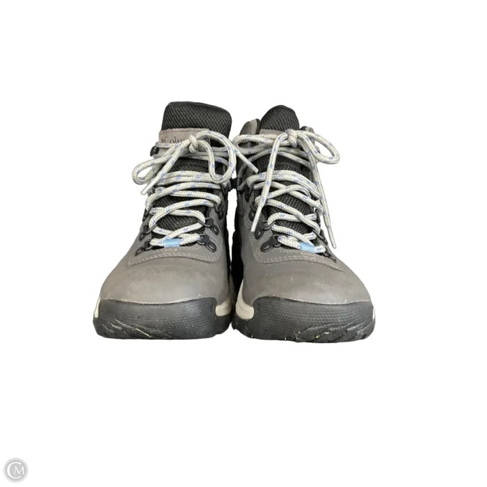 Boots Hiking By Columbia In Grey, Size: 7