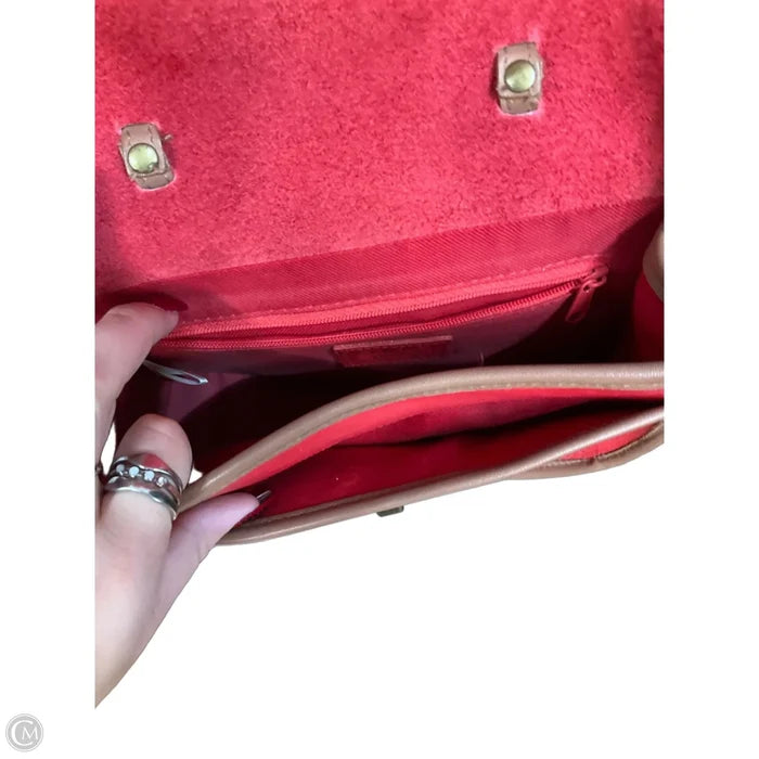 Crossbody By Clothes Mentor, Size: Medium
