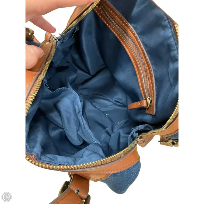 Crossbody By Clothes Mentor, Size: Small
