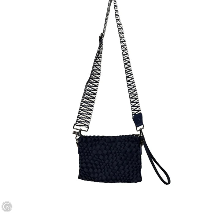Crossbody By Cmb, Size: Small