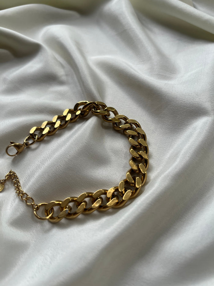 Curb  Bracelet