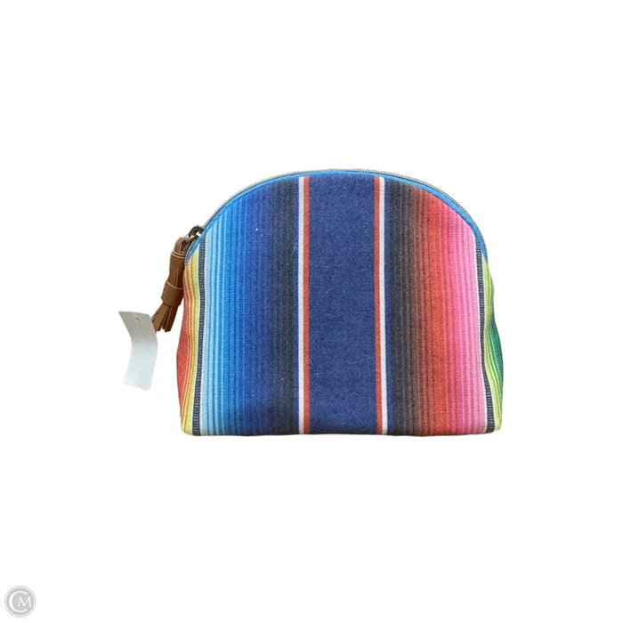 Makeup Bag By Bloomingdales, Size: Medium