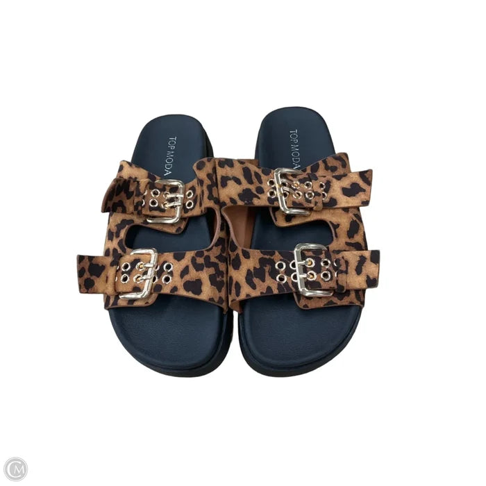 Sandals Flats By Top Moda In Animal Print, Size: 6