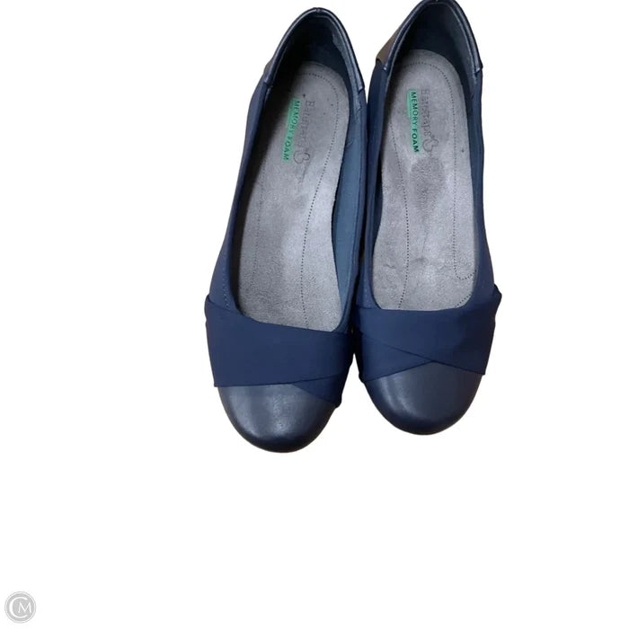 Shoes Flats By Bare Traps In Navy, Size: 7.5
