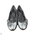 Shoes Flats By Clothes Mentor In Silver, Size: 6