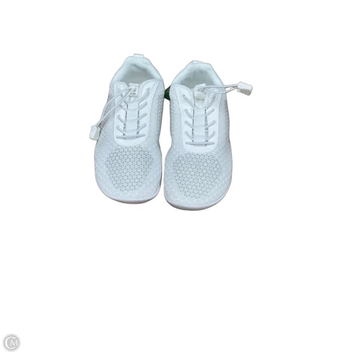 Shoes Sneakers By Cmb In White, Size: 6