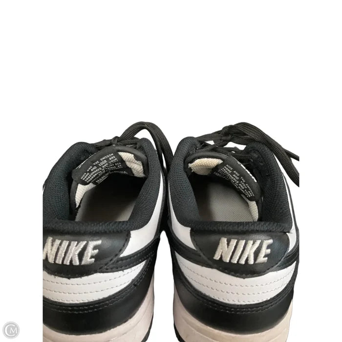 Shoes Sneakers By Nike In Black & White, Size: 8