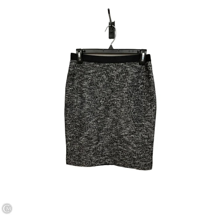 Skirt Mini & Short By Ann Taylor In Black & White, Size: 2