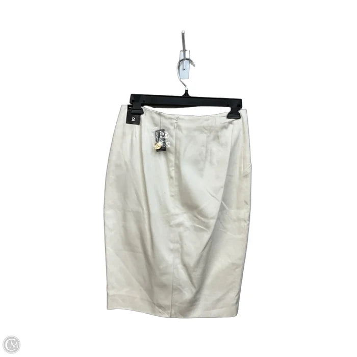 Skirt Mini & Short By Limited In White, Size: 2