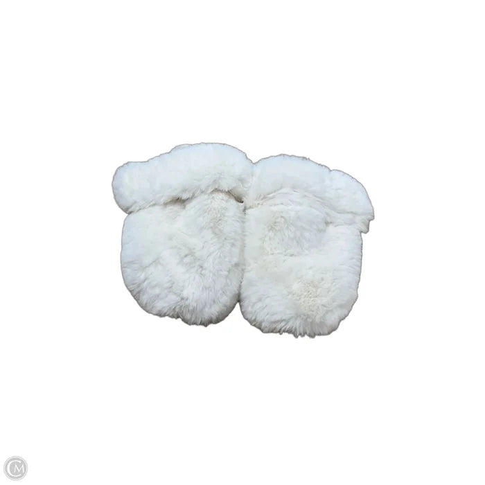 Slippers By Aetrex In White