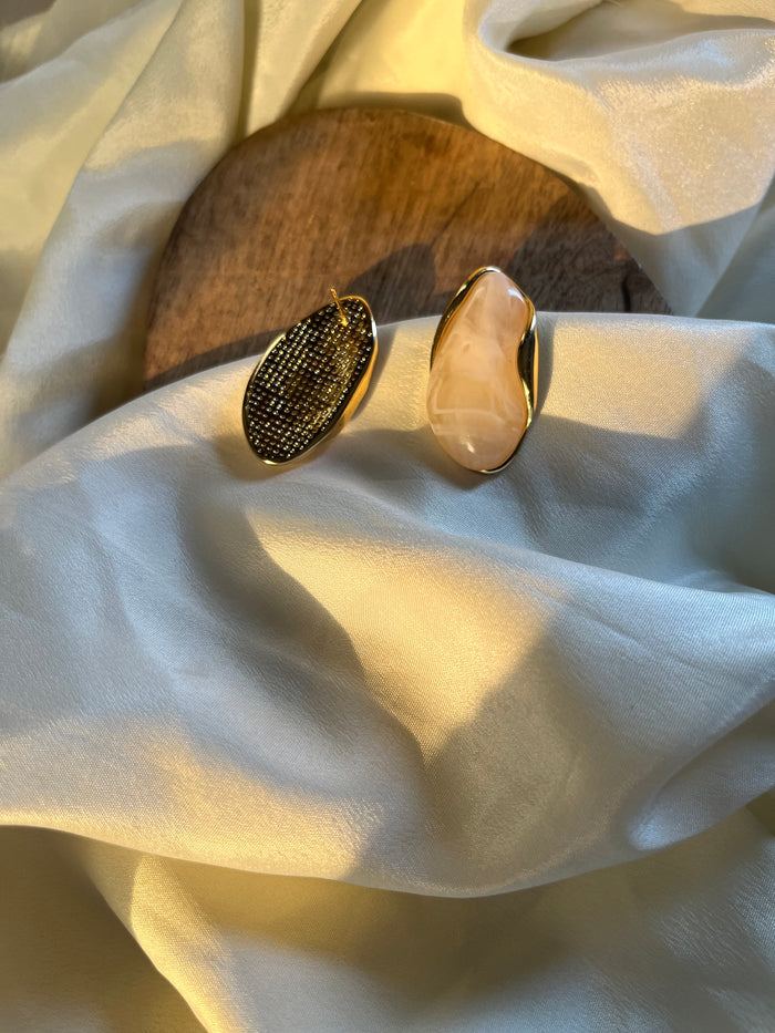 Stone Earing