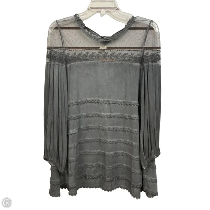 Top 3/4 Sleeve By Pol In Grey, Size: S