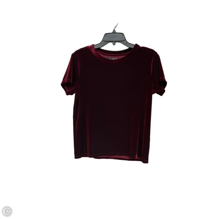 Top Short Sleeve By Abercrombie And Fitch In Maroon, Size: Xs