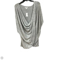 Top Short Sleeve By Maurices In Grey, Size: 1x