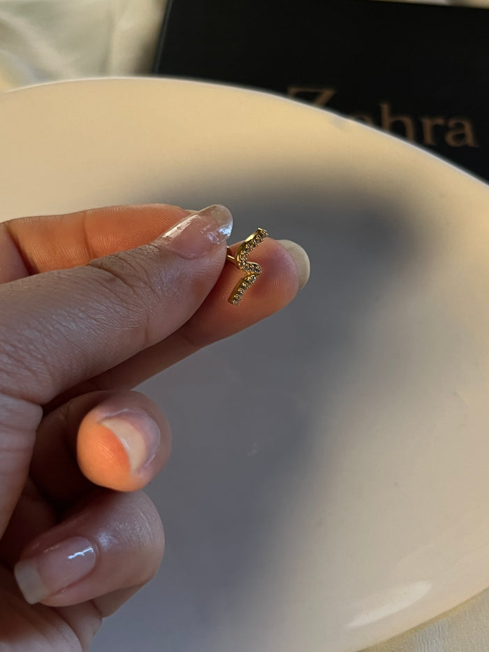 Wavy Ear Stud (pair)