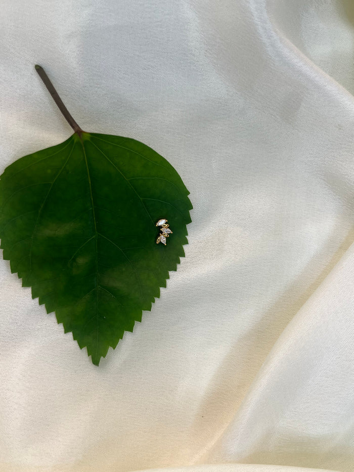 Willow Leaf Stud (Pair)
