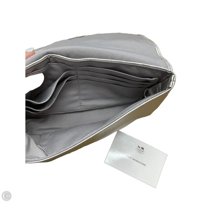 Wristlet Designer By Coach, Size: Medium