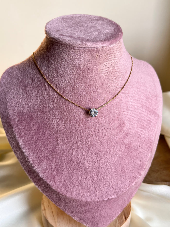 Zora necklace